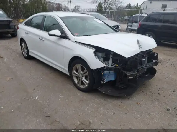 5NPE34AF3JH660738 2018 HYUNDAI SONATA - Image 1