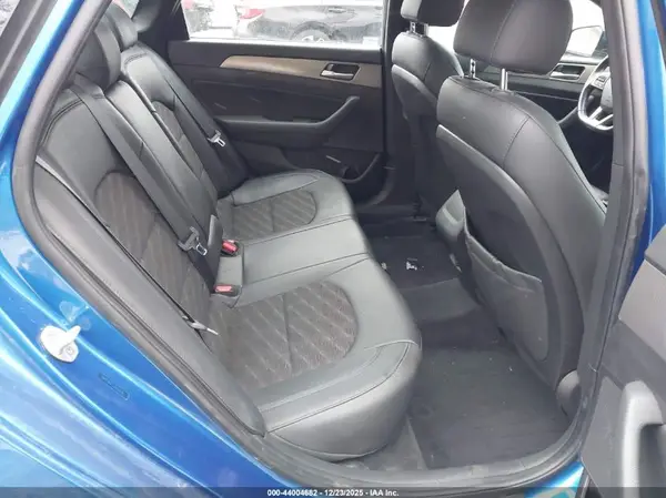 5NPE34AF3JH669598 2018 HYUNDAI SONATA - Image 8