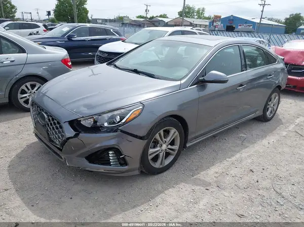 5NPE34AF3JH670282 2018 HYUNDAI SONATA - Image 2