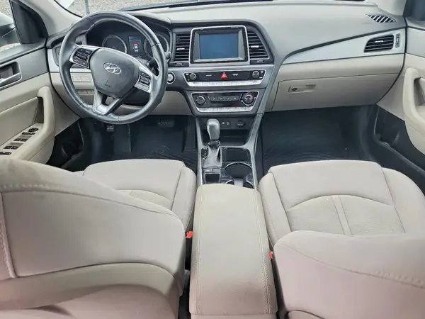 5NPE34AF3JH673862 2018 HYUNDAI SONATA - Image 8
