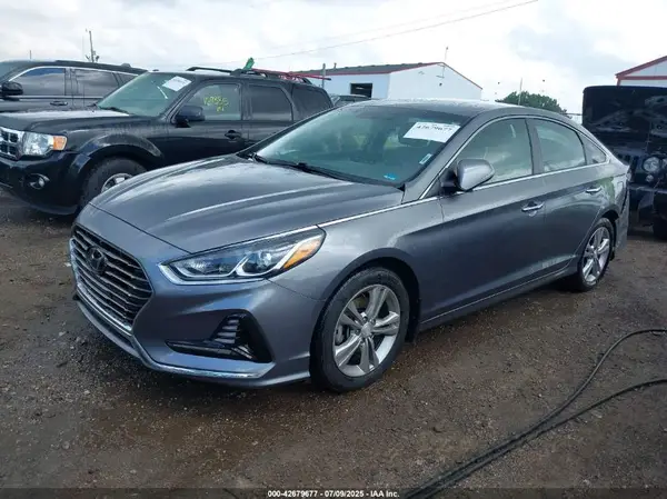 5NPE34AF3JH679709 2018 HYUNDAI SONATA - Image 2
