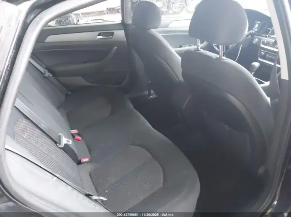 5NPE34AF3JH680245 2018 HYUNDAI SONATA - Image 8