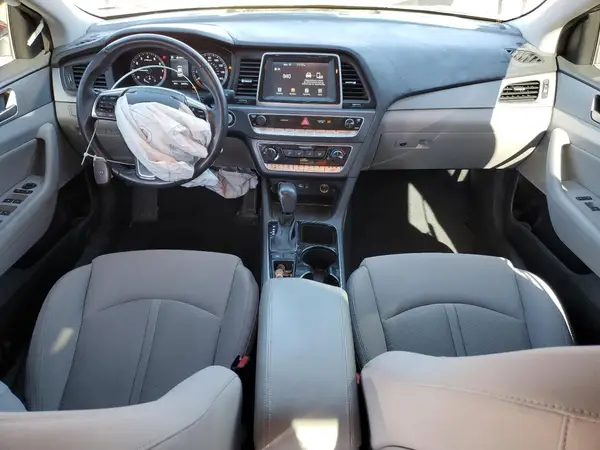 5NPE34AF3JH681749 2018 HYUNDAI SONATA - Image 8