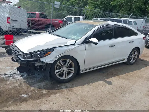 5NPE34AF3JH682433 2018 HYUNDAI SONATA - Image 2
