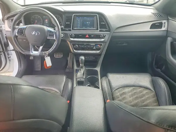 5NPE34AF3JH682450 2018 HYUNDAI SONATA - Image 8