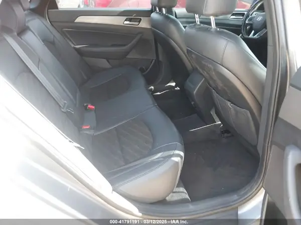5NPE34AF3JH686093 2018 HYUNDAI SONATA - Image 8