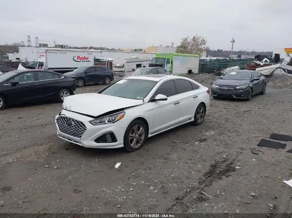 5NPE34AF3JH703278 2018 HYUNDAI SONATA - Image 2