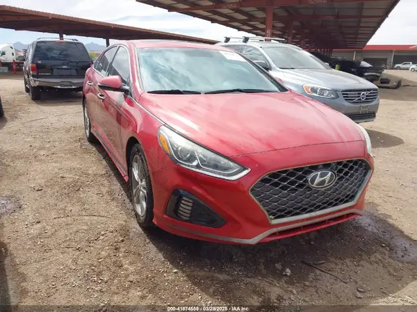5NPE34AF3JH703555 2018 HYUNDAI SONATA - Image 1
