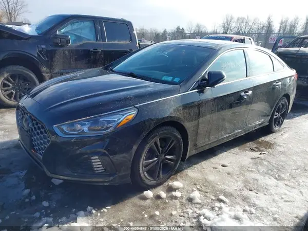 5NPE34AF3KH734788 2019 HYUNDAI SONATA - Image 2