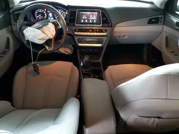 5NPE34AF3KH750943 2019 HYUNDAI SONATA - Image 8