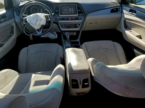 5NPE34AF3KH750974 2019 HYUNDAI SONATA - Image 8
