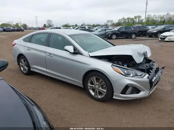 5NPE34AF3KH753809 2019 HYUNDAI SONATA - Image 1