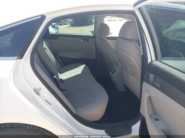 5NPE34AF3KH754586 2019 HYUNDAI SONATA - Image 8