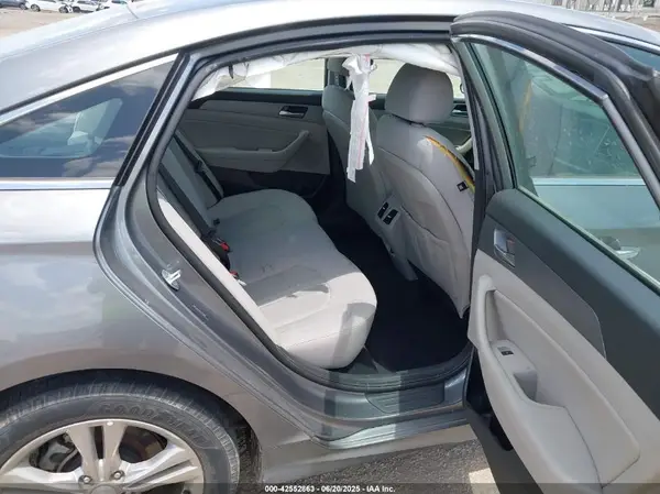 5NPE34AF3KH759402 2019 HYUNDAI SONATA - Image 8