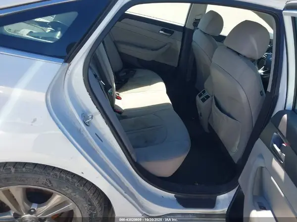 5NPE34AF3KH760999 2019 HYUNDAI SONATA - Image 8