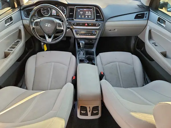 5NPE34AF3KH768262 2019 HYUNDAI SONATA - Image 8