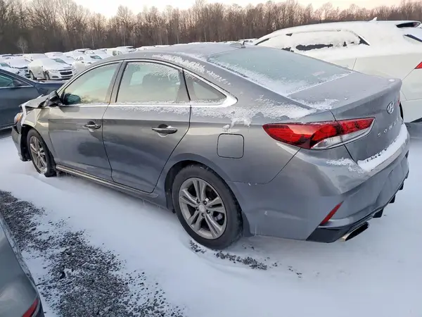 5NPE34AF3KH769007 2019 HYUNDAI SONATA - Image 2