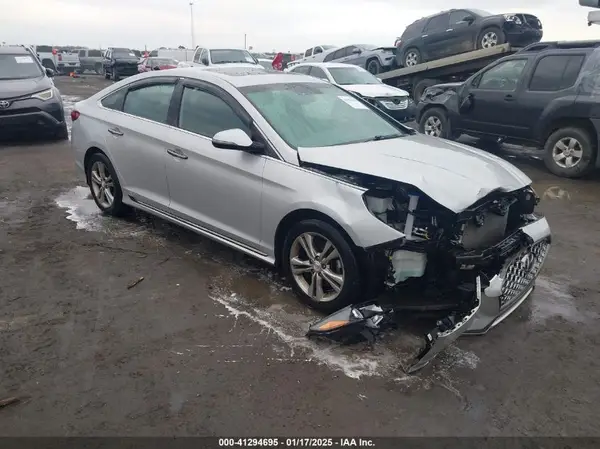 5NPE34AF3KH780671 2019 HYUNDAI SONATA - Image 1