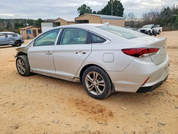 5NPE34AF3KH806377 2019 HYUNDAI SONATA - Image 2