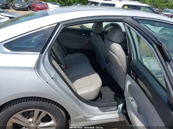 5NPE34AF3KH808937 2019 HYUNDAI SONATA - Image 8