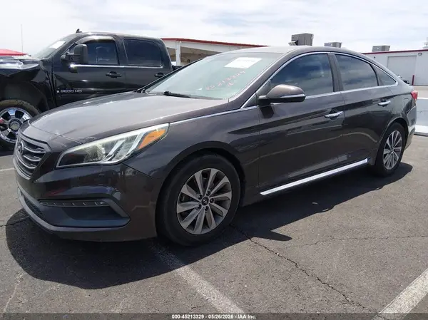 5NPE34AF4GH261099 2016 HYUNDAI SONATA - Image 2