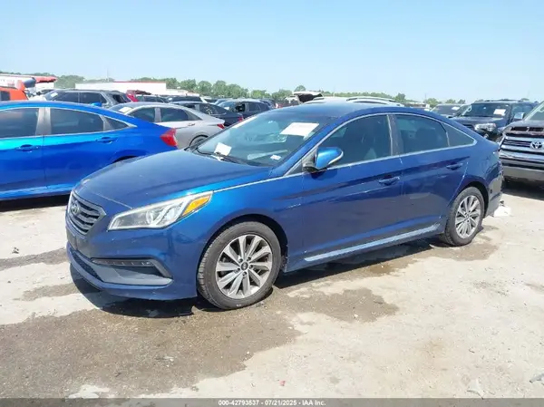 5NPE34AF4GH267761 2016 HYUNDAI SONATA - Image 2