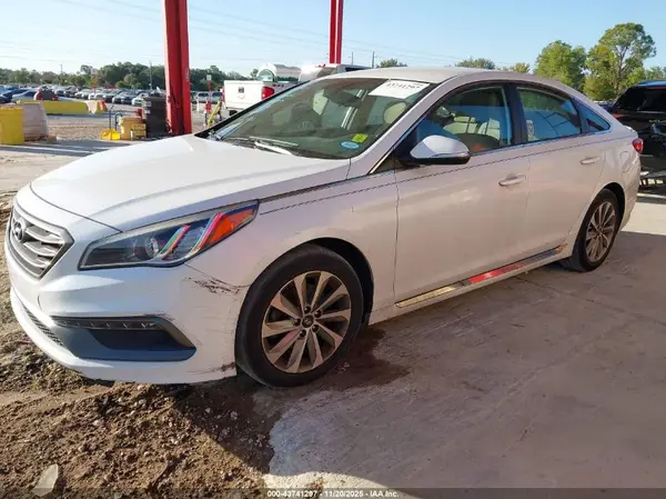 5NPE34AF4GH270756 2016 HYUNDAI SONATA - Image 2