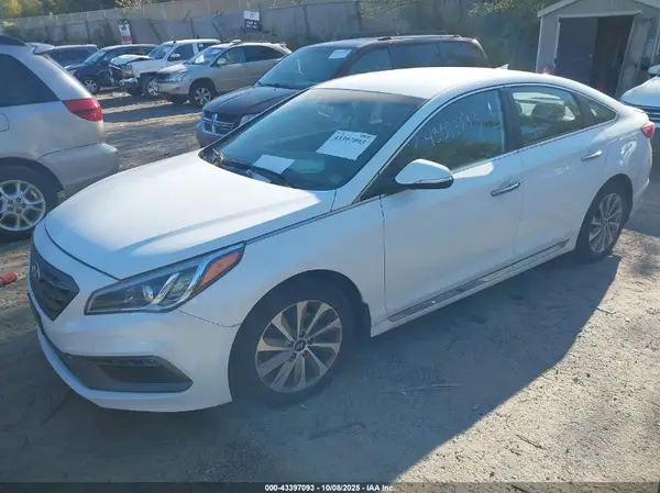 5NPE34AF4GH271065 2016 HYUNDAI SONATA - Image 2