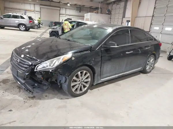 5NPE34AF4GH272720 2016 HYUNDAI SONATA - Image 2
