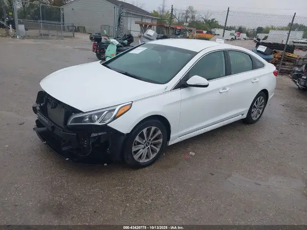 5NPE34AF4GH294524 2016 HYUNDAI SONATA - Image 2