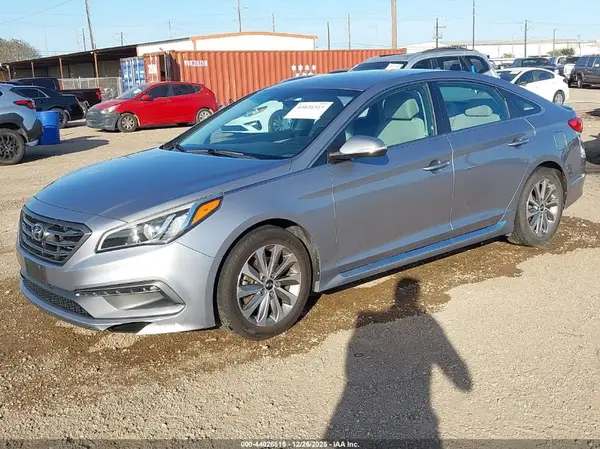 5NPE34AF4GH301049 2016 HYUNDAI SONATA - Image 2