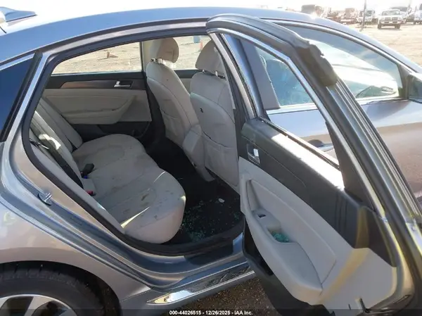 5NPE34AF4GH301049 2016 HYUNDAI SONATA - Image 8