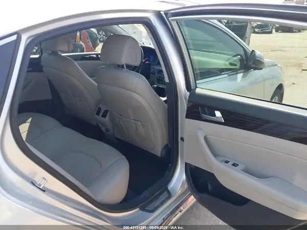 5NPE34AF4GH306574 2016 HYUNDAI SONATA - Image 8
