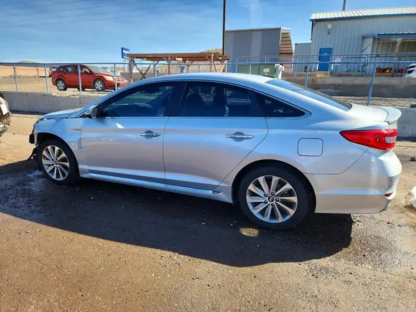 5NPE34AF4GH315887 2016 HYUNDAI SONATA - Image 2