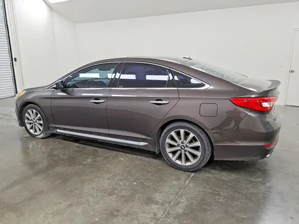 5NPE34AF4GH316327 2016 HYUNDAI SONATA - Image 2