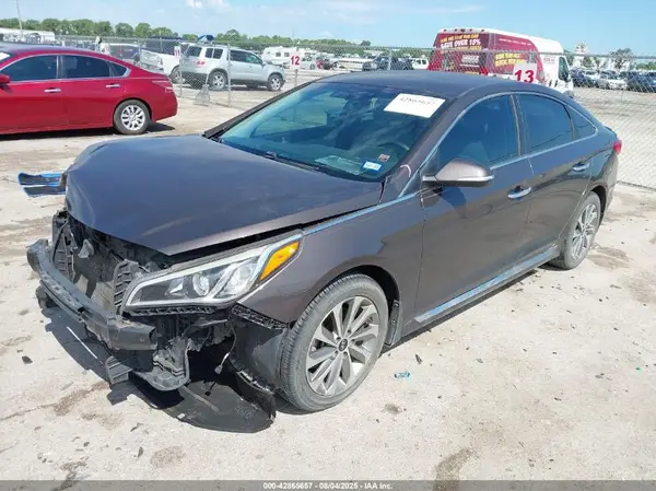 5NPE34AF4GH322998 2016 HYUNDAI SONATA - Image 2