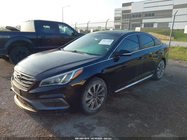 5NPE34AF4GH326016 2016 HYUNDAI SONATA - Image 2