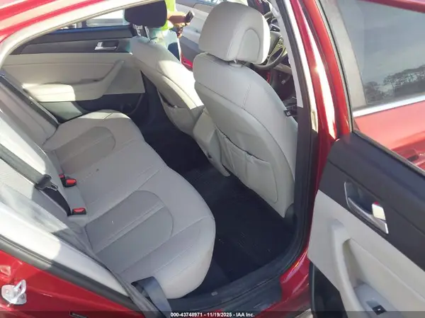 5NPE34AF4GH354916 2016 HYUNDAI SONATA - Image 8