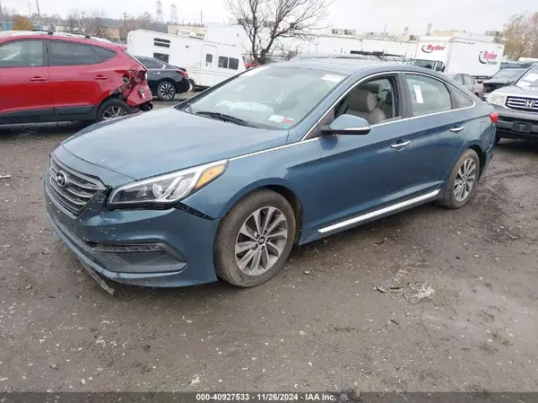 5NPE34AF4GH357640 2016 HYUNDAI SONATA - Image 2