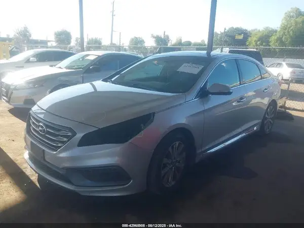 5NPE34AF4GH390122 2016 HYUNDAI SONATA - Image 2