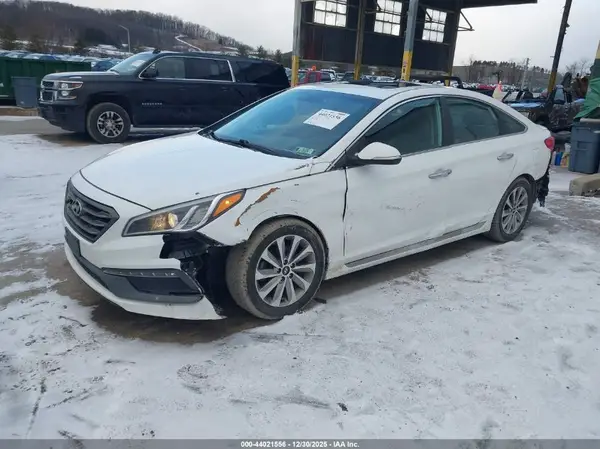 5NPE34AF4GH391125 2016 HYUNDAI SONATA - Image 2