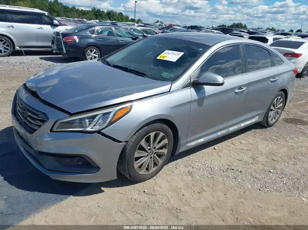 5NPE34AF4GH414063 2016 HYUNDAI SONATA - Image 2