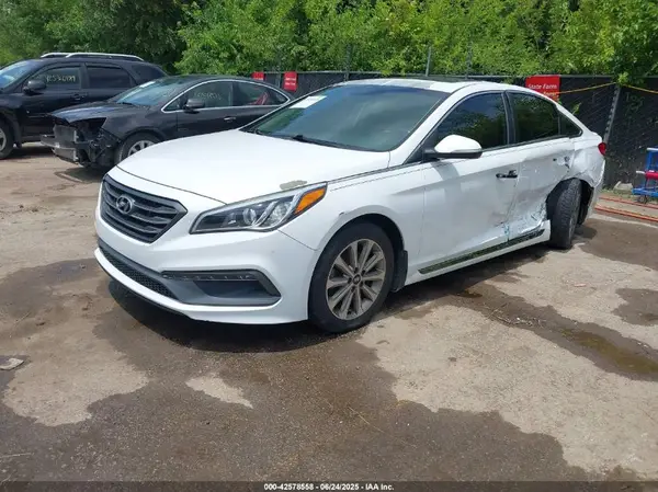 5NPE34AF4GH415830 2016 HYUNDAI SONATA - Image 2