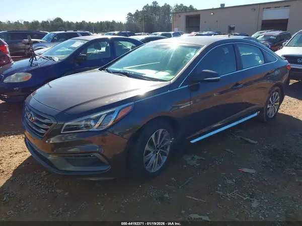 5NPE34AF4GH422678 2016 HYUNDAI SONATA - Image 2