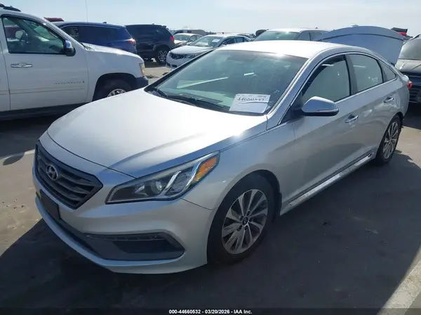 5NPE34AF4GH424155 2016 HYUNDAI SONATA - Image 2