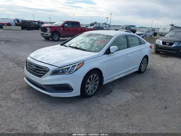 5NPE34AF4GH426150 2016 HYUNDAI SONATA - Image 2