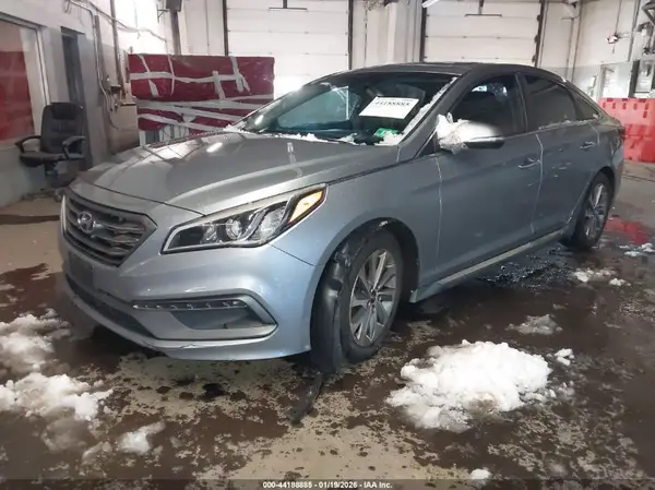 5NPE34AF4GH428349 2016 HYUNDAI SONATA - Image 2