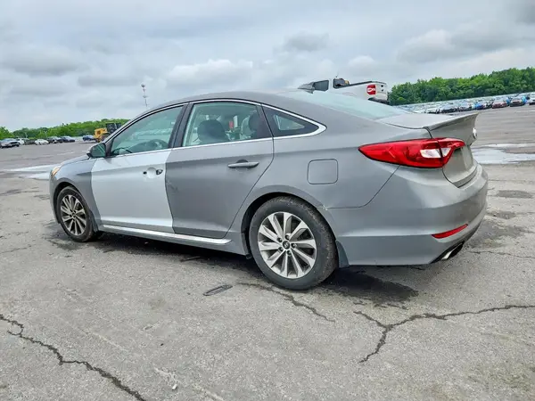 5NPE34AF4GH435401 2016 HYUNDAI SONATA - Image 2