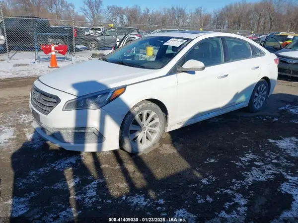 5NPE34AF4HH438073 2017 HYUNDAI SONATA - Image 2