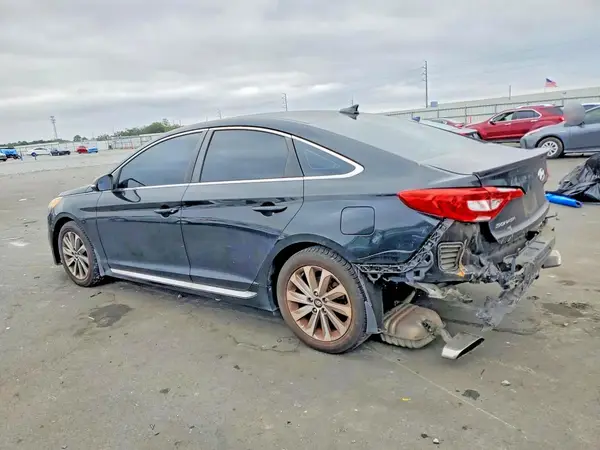 5NPE34AF4HH439370 2017 HYUNDAI SONATA - Image 2
